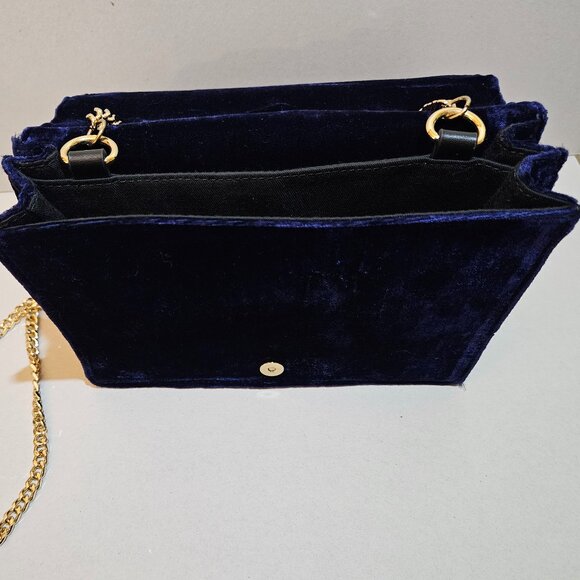 French Connection Quilted Velvet Cross Body Bag in Sapphire Blue - Picture 2 of 4